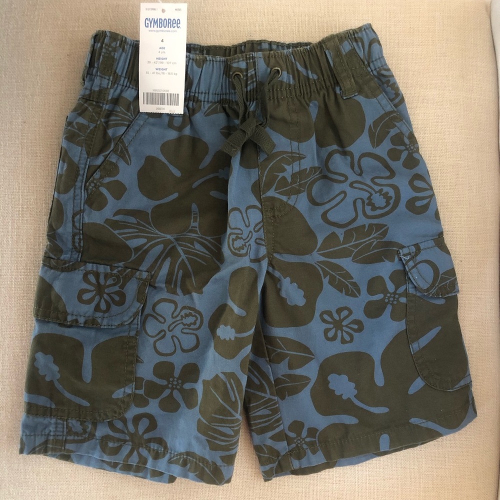 Gymboree Boys Size 4 Hawaiian print shorts